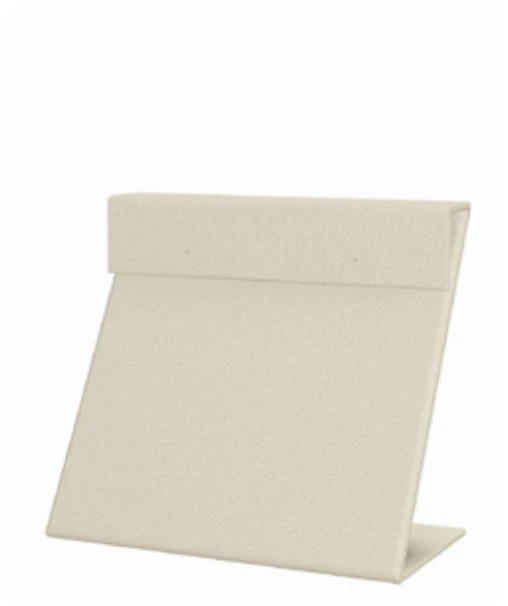 Single pair flap earrings — model 42E05